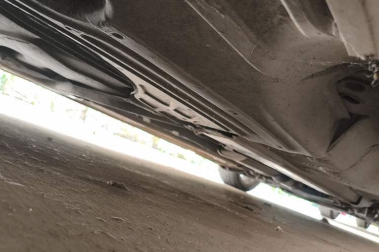 Used Volvo S80L 2009 2.5T ZhiShang Edition Chassis Rear Right