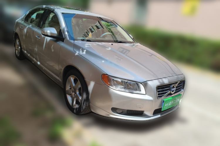 Used Volvo S80L 2009 2.5T ZhiShang Edition Front Right 45 Deg