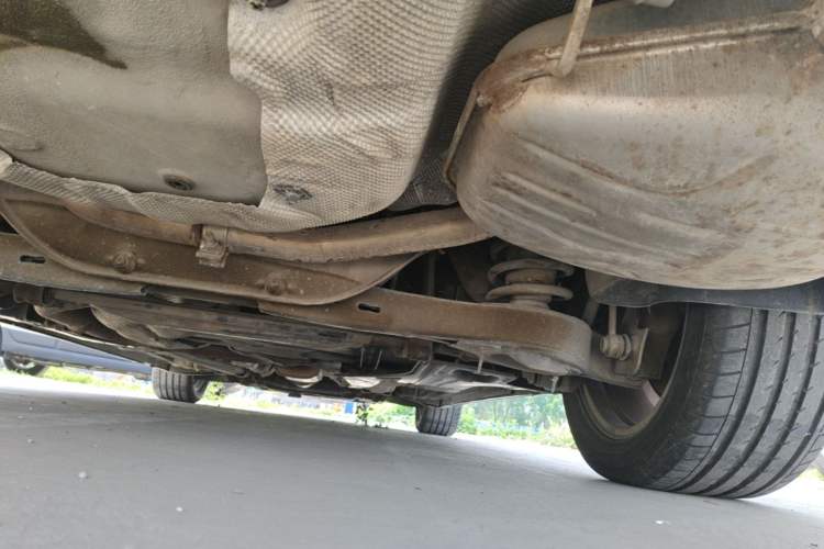 Used Volvo S80L 2010 2.5T ZhiZun Edition Chassis Rear Right