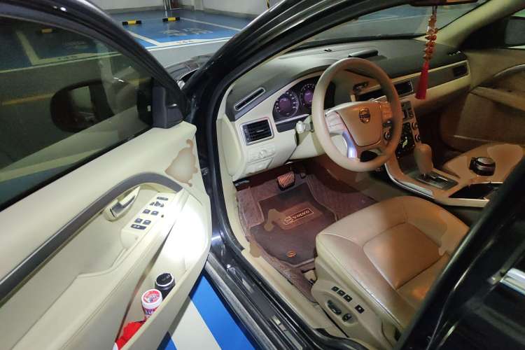 Used Volvo S80L 2010 2.5T Zhiya Edition Driver Seat