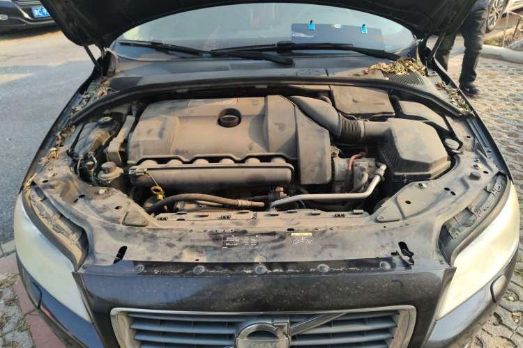 Used Volvo S80L 2010 3.0T AWD Prestige Edition Engine Bay