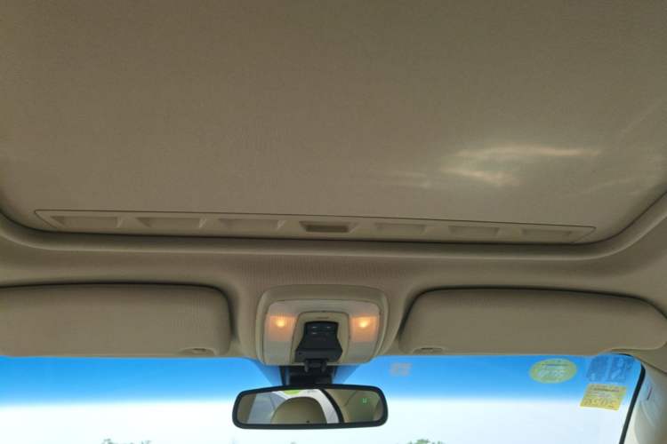 Used Volvo S80L 2010 2.5T ZhiZun Edition Headliner