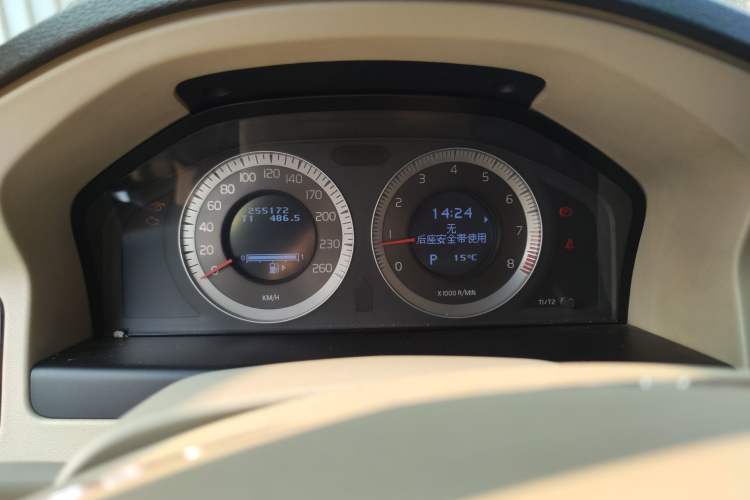 Used Volvo S80L 2010 3.0T AWD Prestige Edition Instrument Cluster