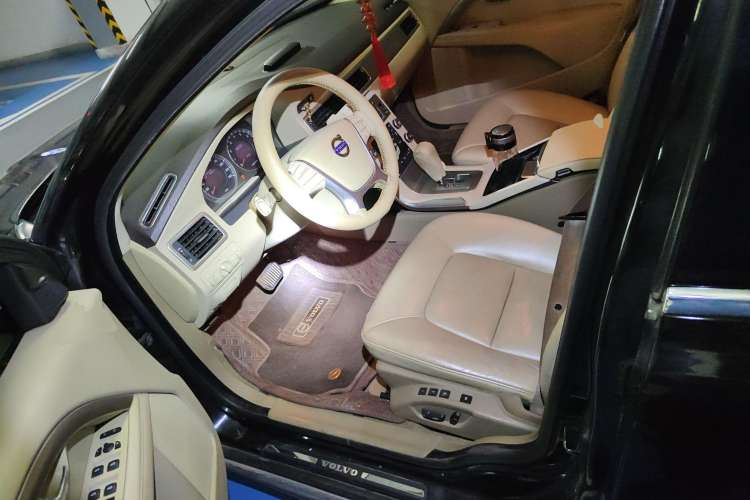 Used Volvo S80L 2010 2.5T Zhiya Edition Left Front Seat