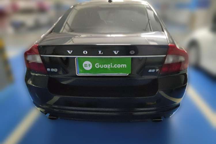 Used Volvo S80L 2010 2.5T Zhiya Edition Rear