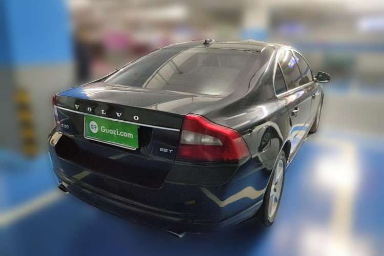 Used Volvo S80L 2010 2.5T Zhiya Edition Rear Right 45 Deg