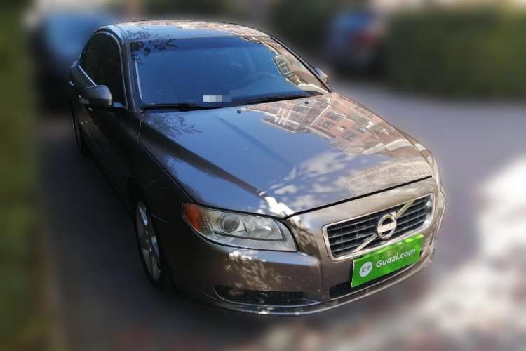 Used Volvo S80L 2010 2.5T Zhiya Edition Front Right 45 Deg