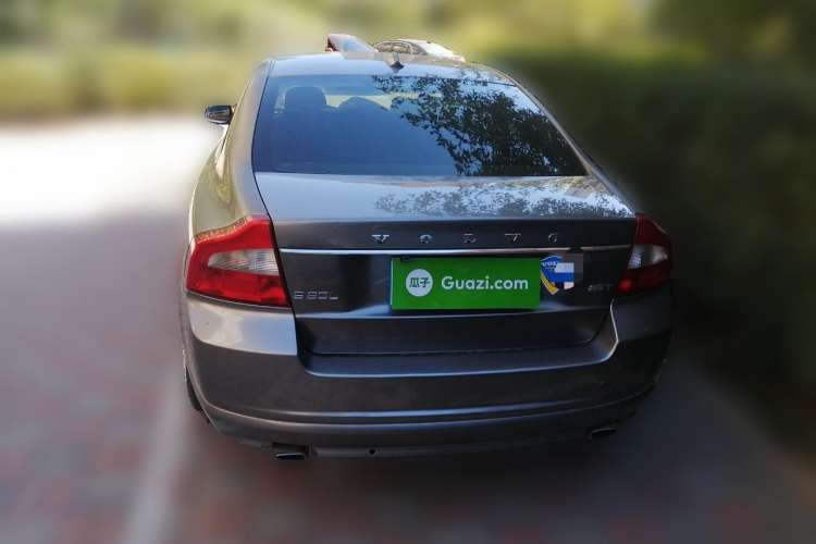 Used Volvo S80L 2010 2.5T Zhiya Edition Rear