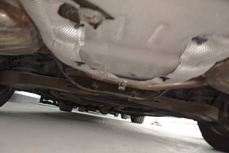 Used Volvo S80L 2010 2.5T Zhiya Edition Chassis Rear