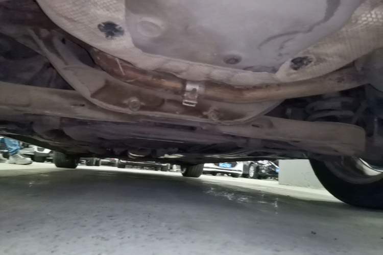 Used Volvo S80L 2010 2.5T Zhiya Edition Chassis Rear