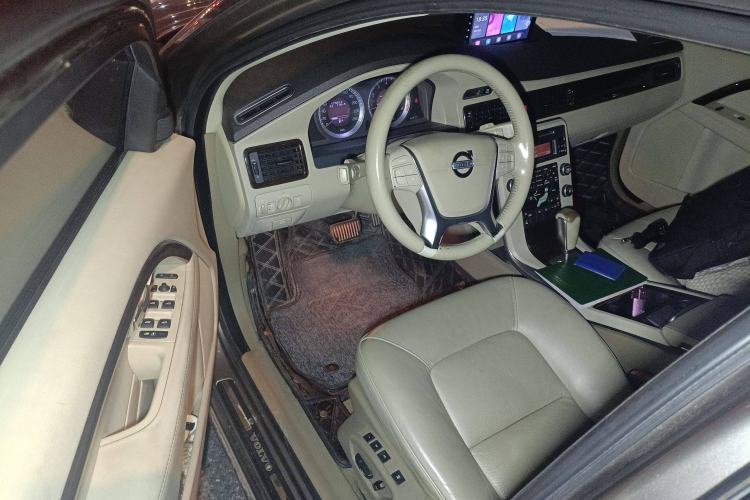 Used Volvo S80L 2010 2.5T ZhiZun Edition Driver Seat
