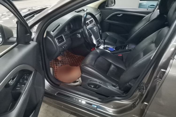 Used Volvo S80L 2010 2.5T Zhiya Edition Driver Seat