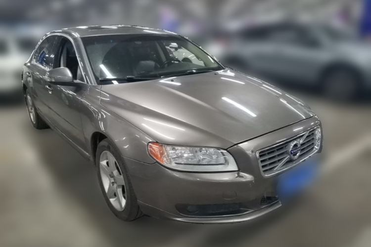 Used Volvo S80L 2010 2.5T Zhiya Edition Front Right 45 Deg