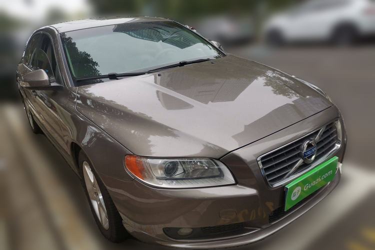 Used Volvo S80L 2010 2.5T ZhiShang Edition Front Right 45 Deg