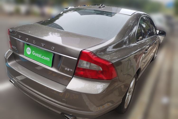Used Volvo S80L 2010 2.5T ZhiShang Edition Rear Right 45 Deg
