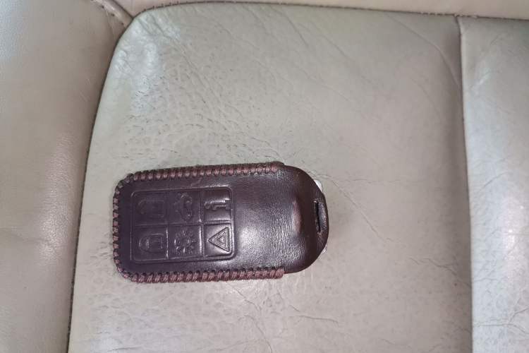 Used Volvo S80L 2010 2.5T ZhiShang Edition Vehicle Key