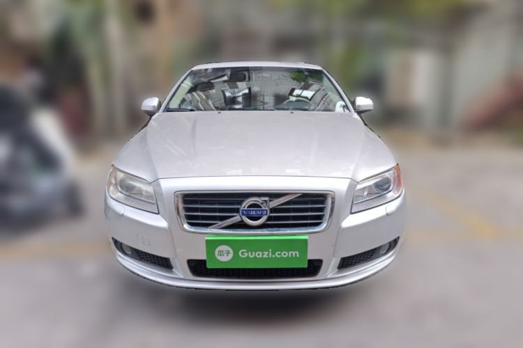 Used Volvo S80L 2010 2.5T Zhiya Edition Front