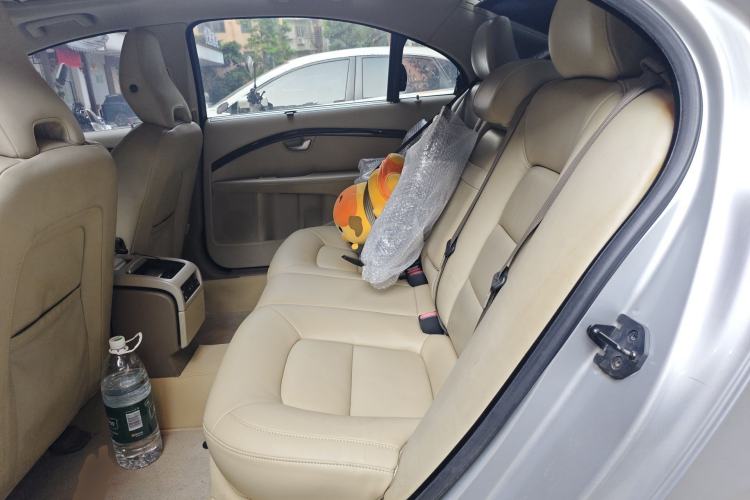 Used Volvo S80L 2010 2.5T Zhiya Edition Left Rear Seat