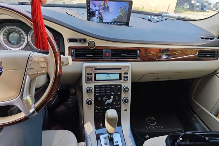 Used Volvo S80L 2011 2.0T ZhiZun Edition Audio And AC Panel