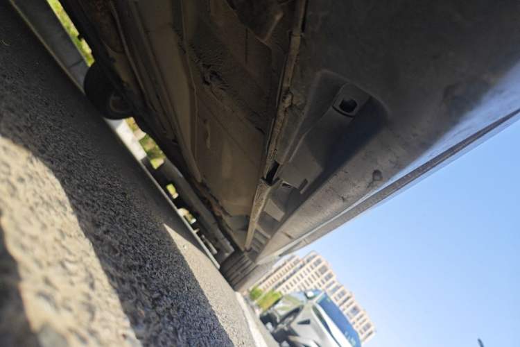 Used Volvo S80L 2011 2.0T ZhiShang Version Chassis Front Left