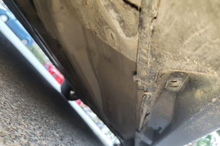 Used Volvo S80L 2011 2.0T ZhiShang Version Chassis Front Left