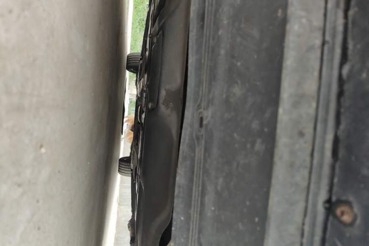 Used Volvo S80L 2011 2.0T Zhiya Edition Chassis Front