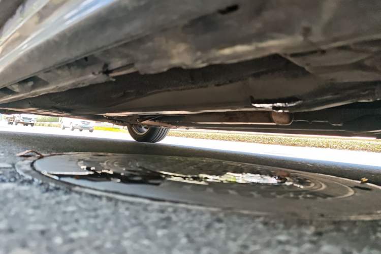 Used Volvo S80L 2011 2.0T Zhiya Edition Chassis Front Right