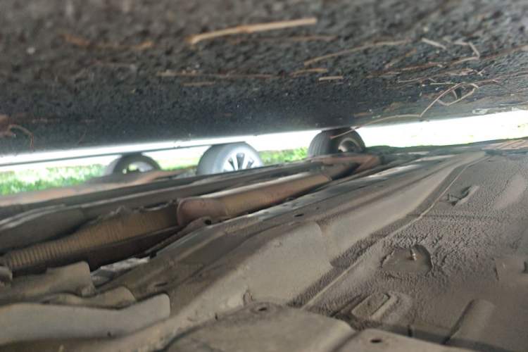 Used Volvo S80L 2011 2.0T ZhiZun Edition Chassis Front Right
