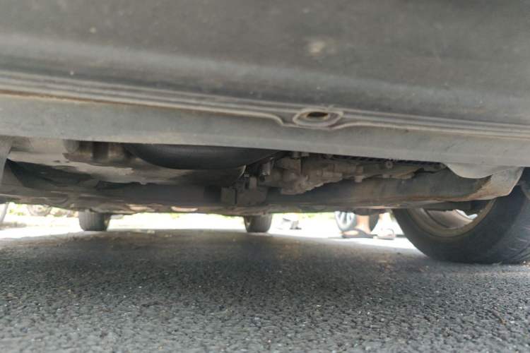 Used Volvo S80L 2011 2.0T ZhiZun Edition Chassis Front