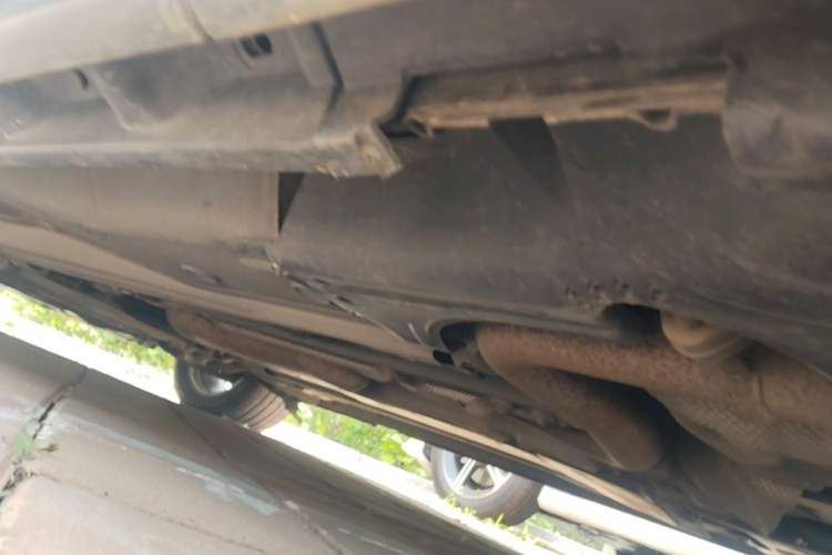 Used Volvo S80L 2011 2.0T Zhiya Edition Chassis Rear Left
