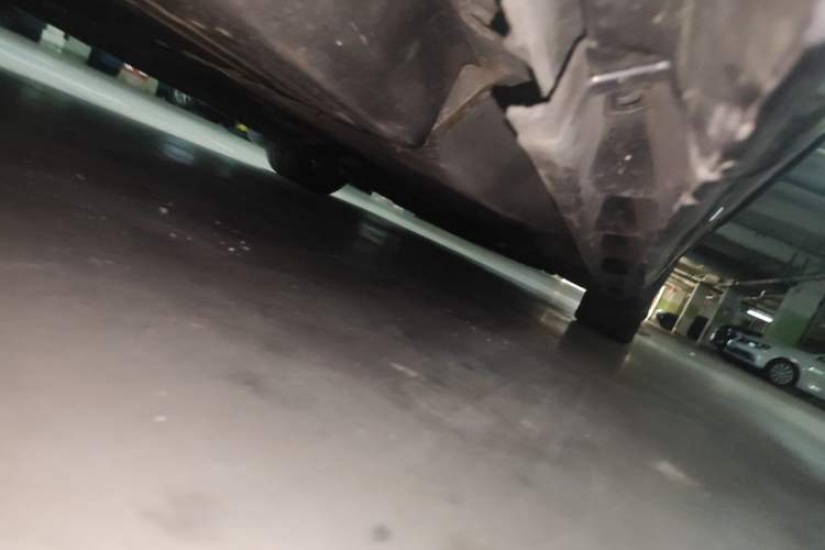 Used Volvo S80L 2011 2.0T ZhiZun Edition Chassis Rear Right