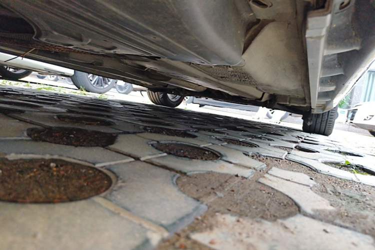 Used Volvo S80L 2011 2.0T Zhiya Edition Chassis Rear Right