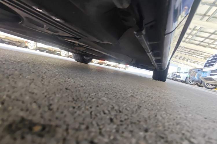 Used Volvo S80L 2011 2.0T ZhiShang Version Chassis Rear Right