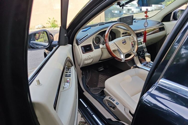 Used Volvo S80L 2011 2.0T ZhiZun Edition Driver Seat