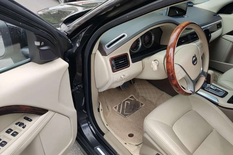 Used Volvo S80L 2011 2.0T ZhiZun Edition Driver Seat