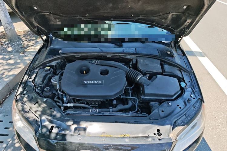 Used Volvo S80L 2011 2.0T Zhiya Edition Engine Bay