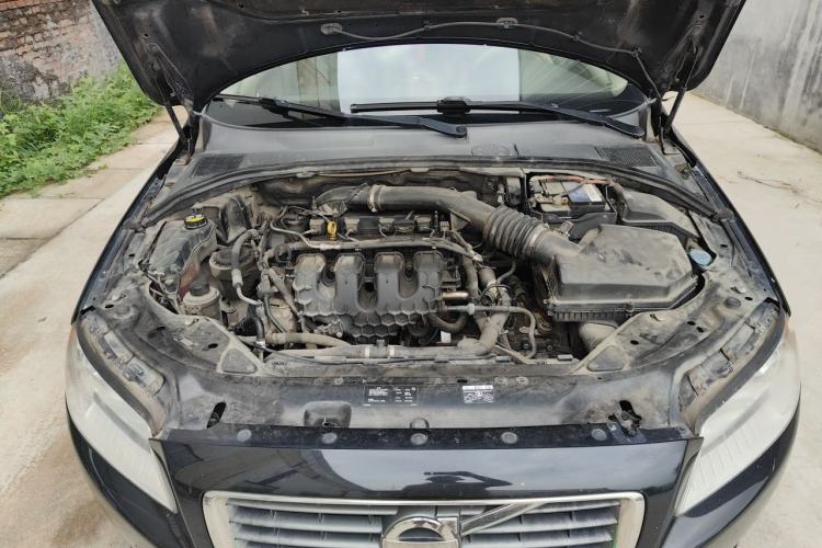 Used Volvo S80L 2011 2.0T Zhiya Edition Engine Bay