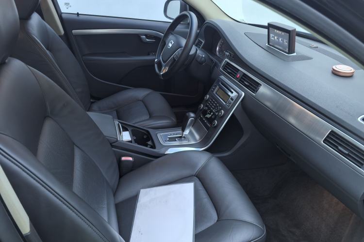 Used Volvo S80L 2011 2.0T ZhiShang Version Exterior 11