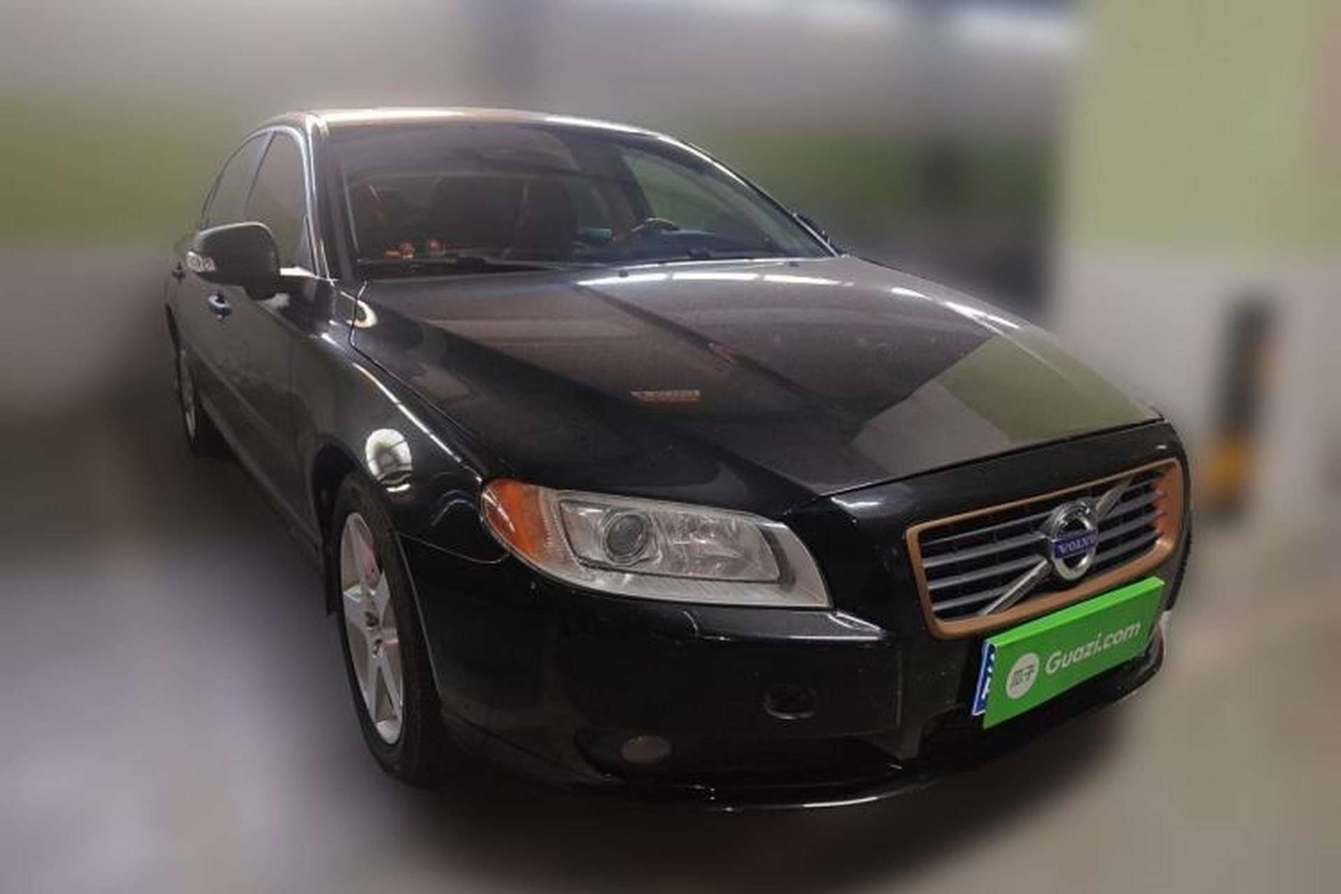 Used Volvo S80L 2011 2.0T ZhiZun Edition Front Right 45 Deg