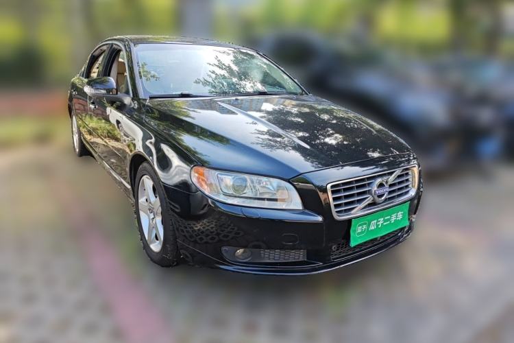 Used Volvo S80L 2011 2.0T ZhiZun Edition Front Right 45 Deg
