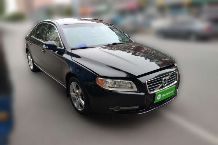Used Volvo S80L 2011 2.0T ZhiZun Edition Front Right 45 Deg