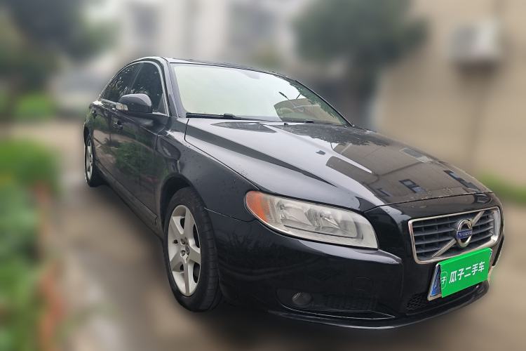 Used Volvo S80L 2011 2.0T ZhiShang Version Front Right 45 Deg
