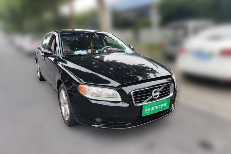 Used Volvo S80L 2011 2.0T ZhiShang Version Front Right 45 Deg