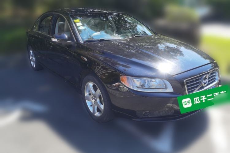 Used Volvo S80L 2011 2.0T ZhiZun Edition Front Right 45 Deg