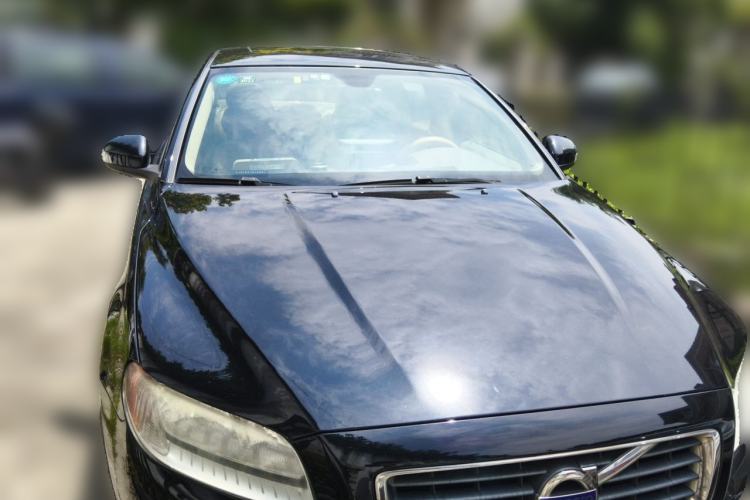 Used Volvo S80L 2011 2.0T ZhiShang Version Front Right 45 Deg