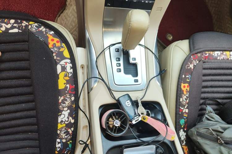 Used Volvo S80L 2011 2.0T ZhiShang Version Gear Lever