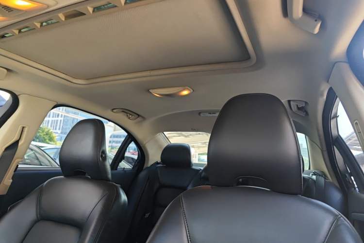 Used Volvo S80L 2011 2.0T ZhiShang Version Headliner