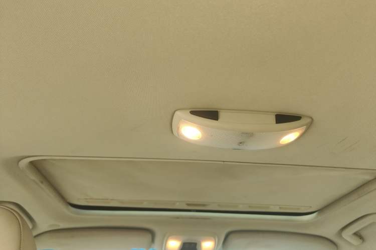 Used Volvo S80L 2011 2.0T ZhiZun Edition Headliner