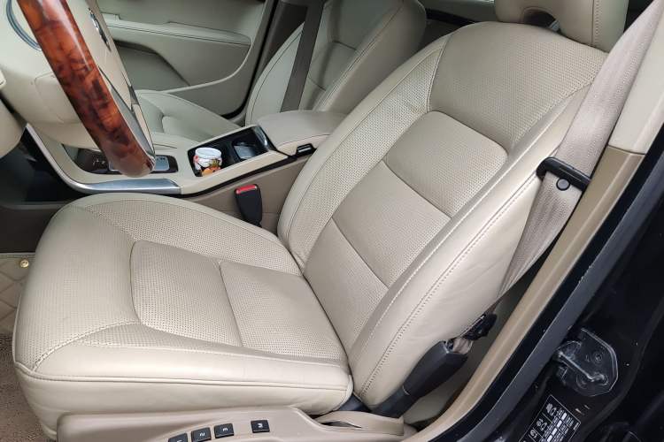 Used Volvo S80L 2011 2.0T ZhiZun Edition Left Front Seat