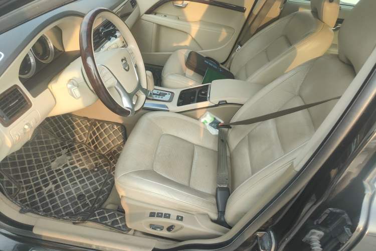 Used Volvo S80L 2011 2.0T ZhiZun Edition Left Front Seat